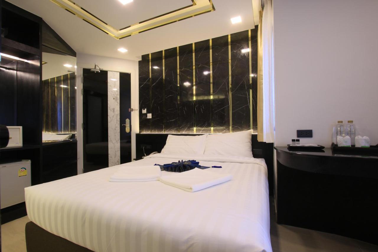 Pratunam Atrium Hotel Bangkok Bagian luar foto