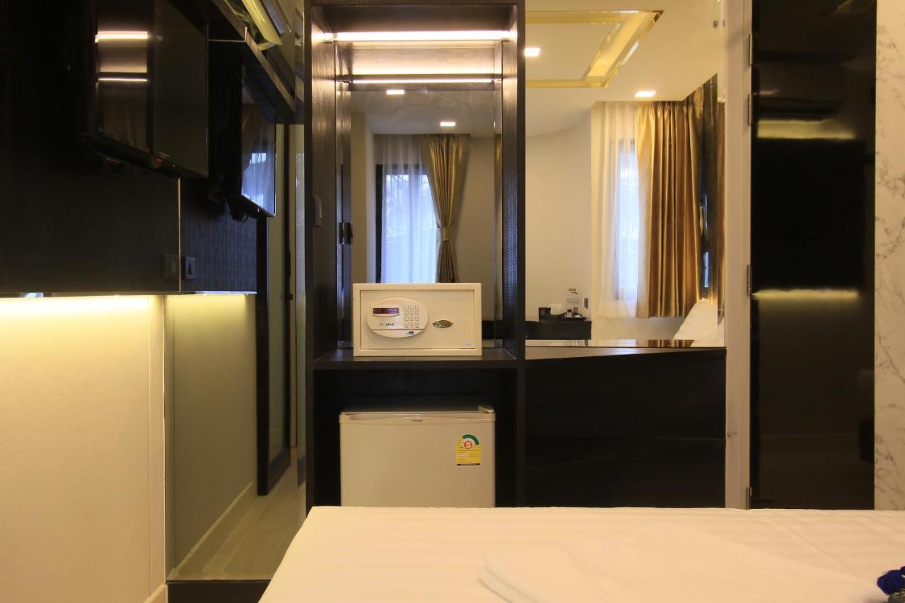 Pratunam Atrium Hotel Bangkok Bagian luar foto
