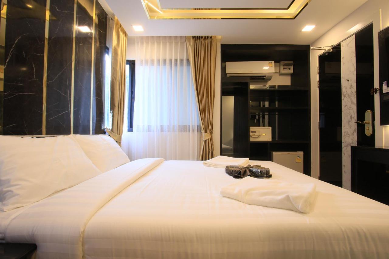 Pratunam Atrium Hotel Bangkok Bagian luar foto